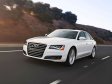Audi A8 белая