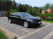 BMW 7 черный