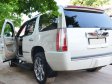 Cadillac Escalade белый жемчуг