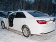 Toyota Camry белый